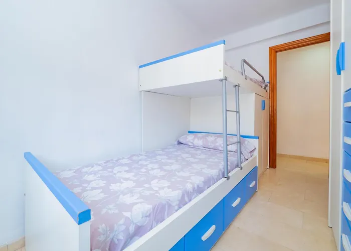 Cubo\'S Tejares Malaga Apartment